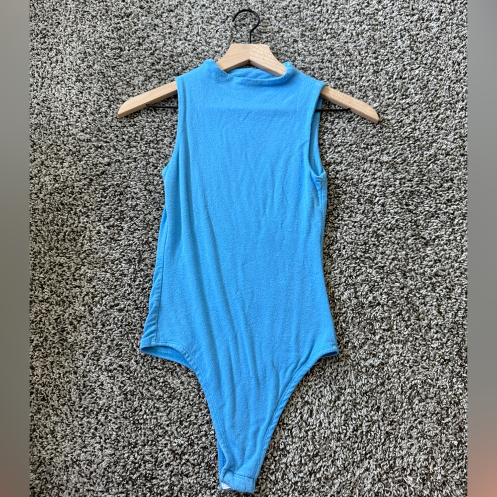 Live in the moment blue sleeveless bodysuit